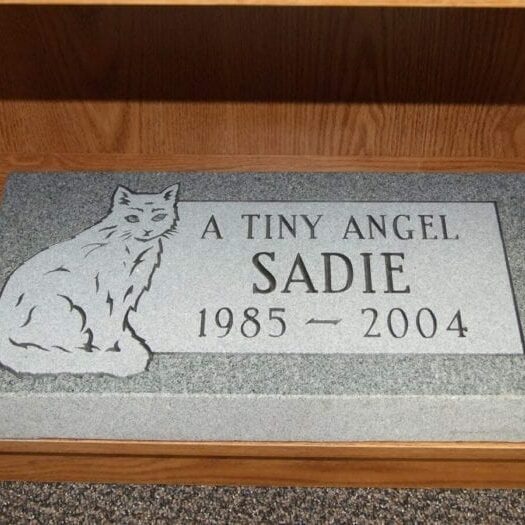 Pet Memorials - Monuments for Pets and Animals