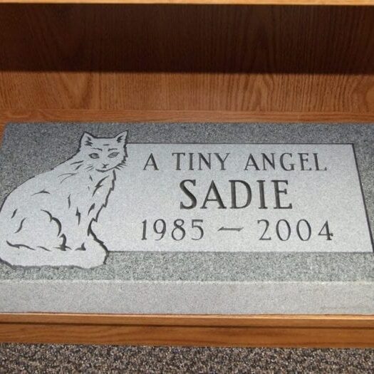 Pet Memorials - Monuments for Pets and Animals